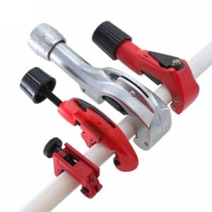 חותך צינורות